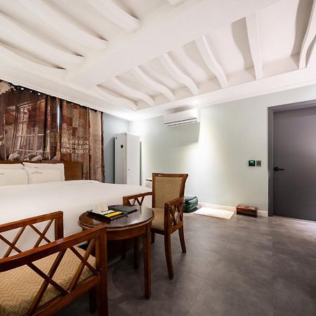 Hotel New Evergreen Mokpo Exteriör bild