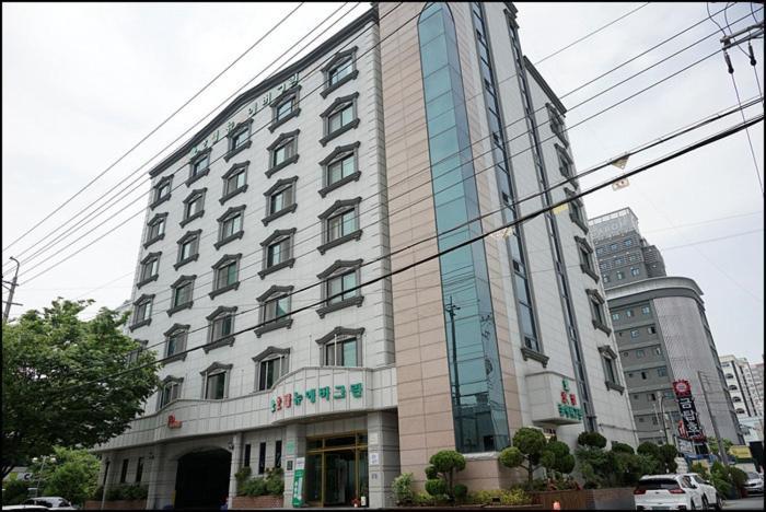Hotel New Evergreen Mokpo Exteriör bild