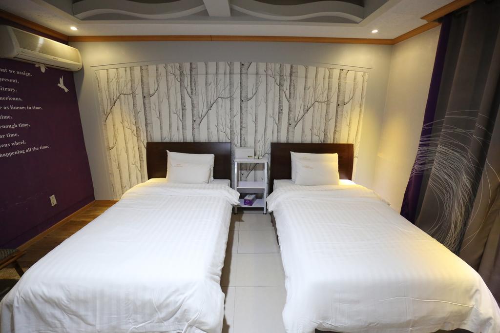 Hotel New Evergreen Mokpo Exteriör bild