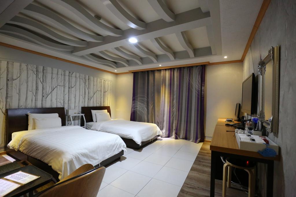 Hotel New Evergreen Mokpo Exteriör bild
