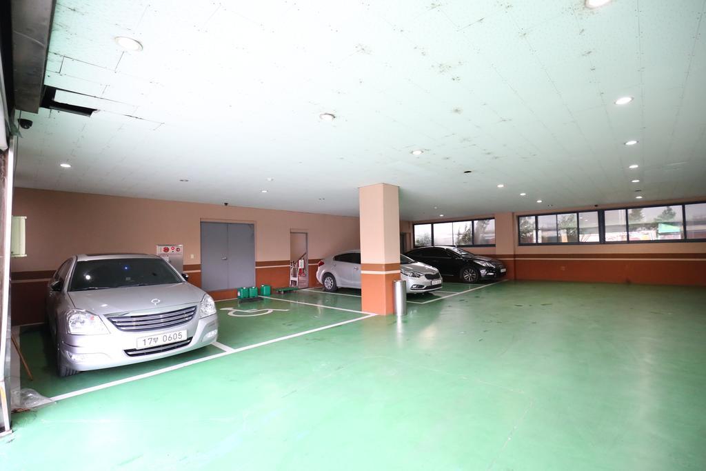 Hotel New Evergreen Mokpo Exteriör bild