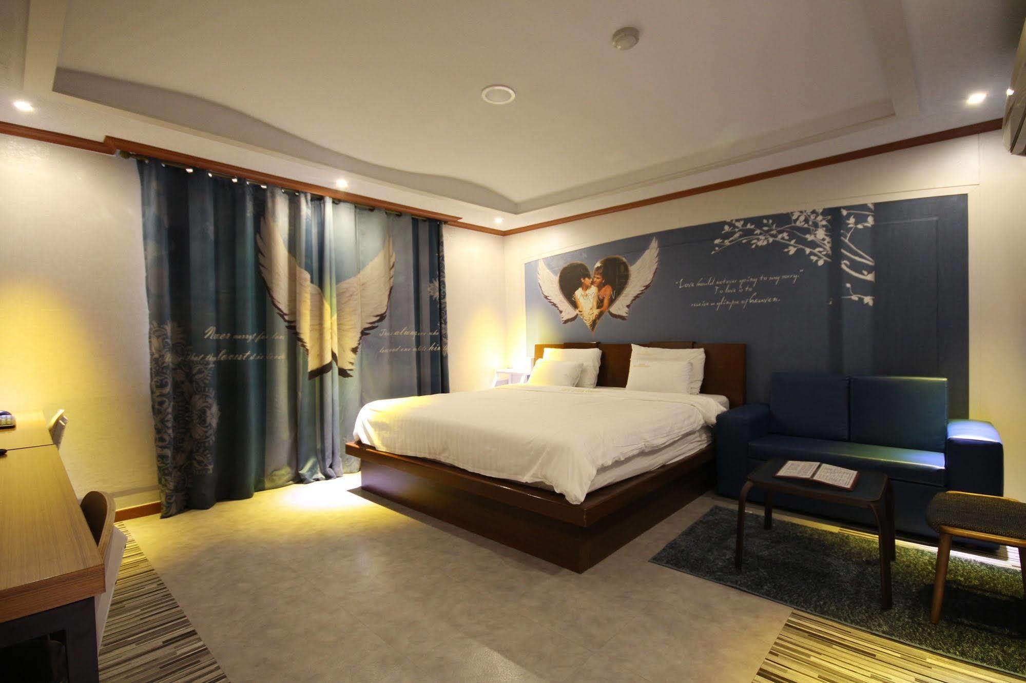 Hotel New Evergreen Mokpo Exteriör bild