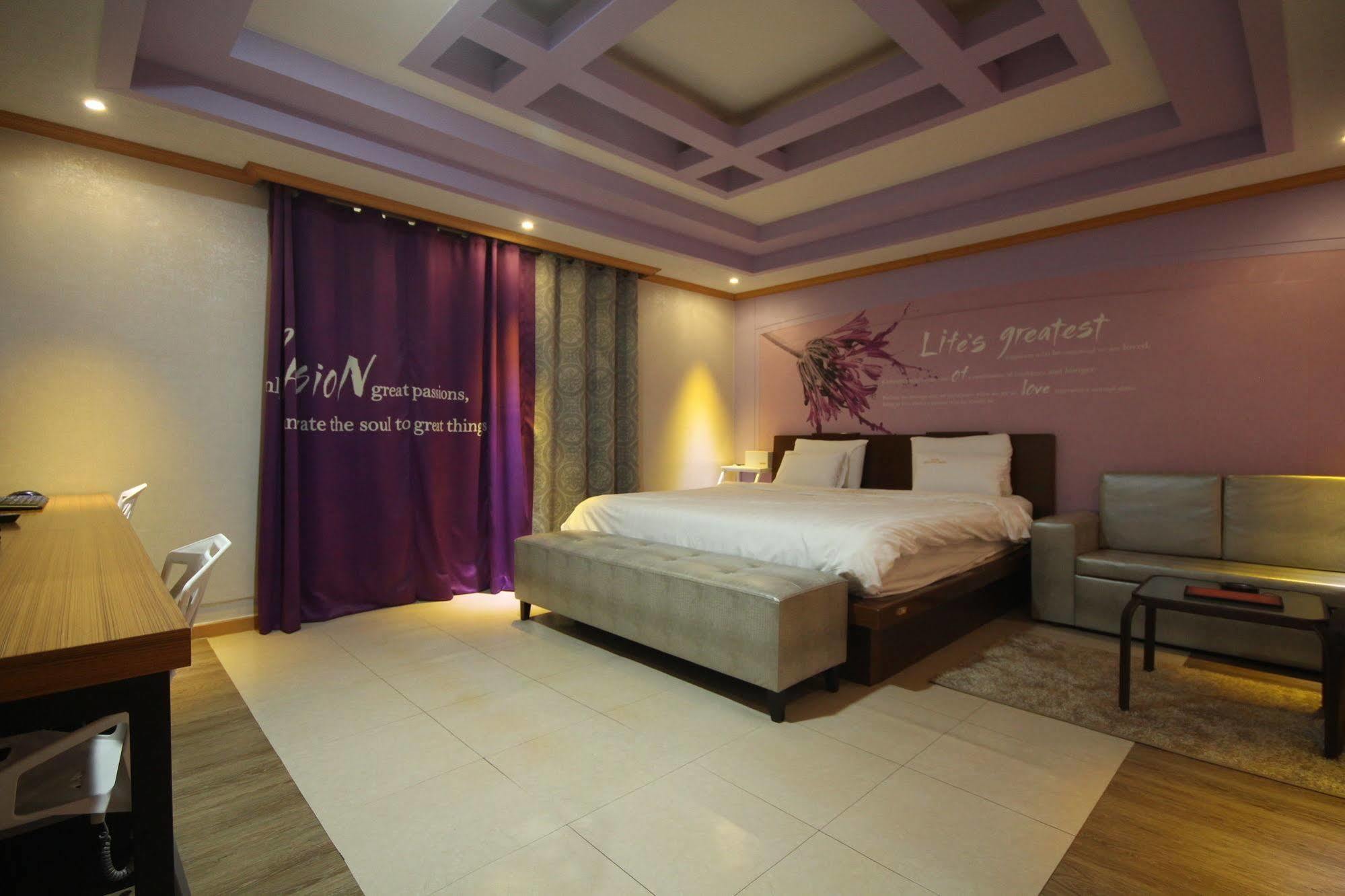 Hotel New Evergreen Mokpo Exteriör bild