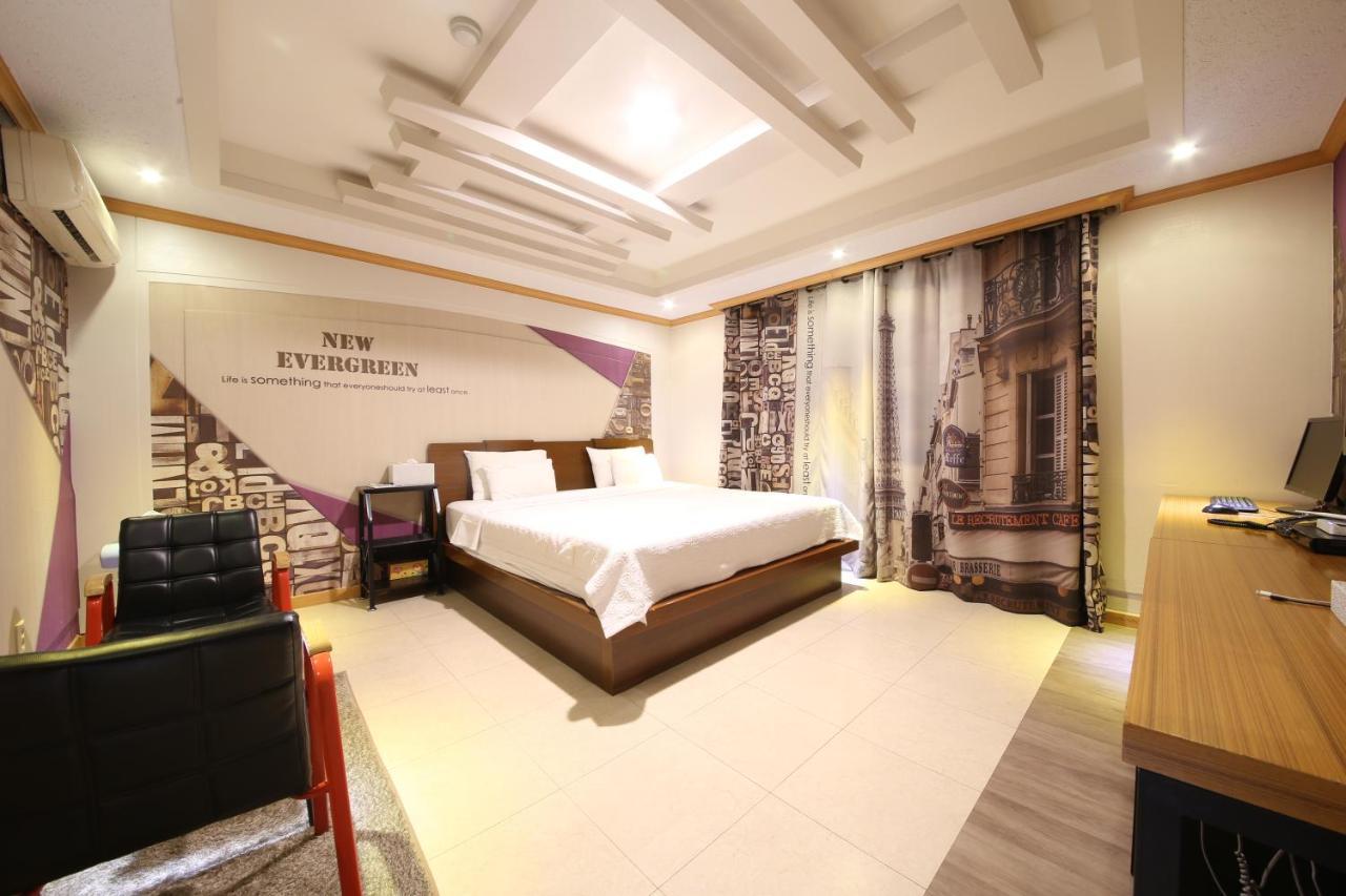 Hotel New Evergreen Mokpo Exteriör bild