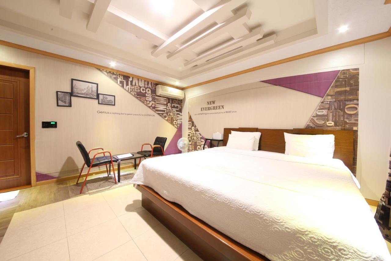 Hotel New Evergreen Mokpo Exteriör bild